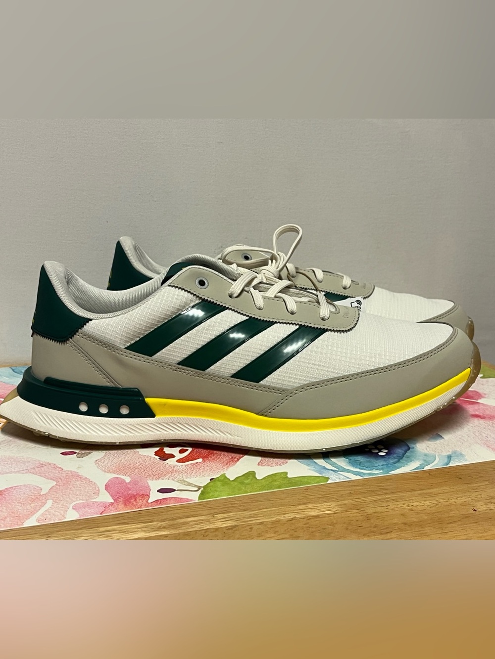 Adidas S2G SL 24 Golf Shoes Men’s 10.5 White Green Yellow Spikeless NWT - Picture 6 of 12